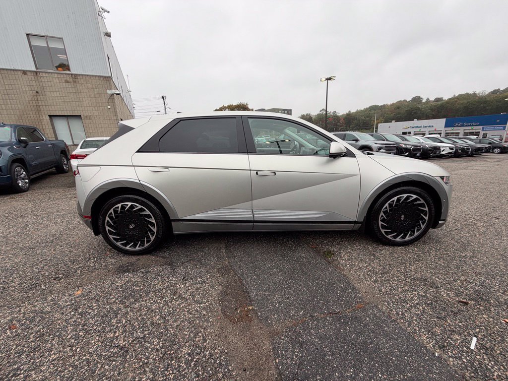 Certified 2024 Hyundai Ioniq 5 Limited AWD/4WD image 7