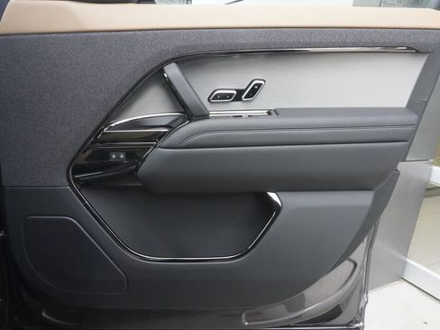 New 2026 Land Rover Range Rover Sport Dynamic SE image 21