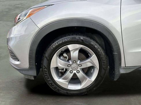 Used 2019 Honda HR-V LX image 34