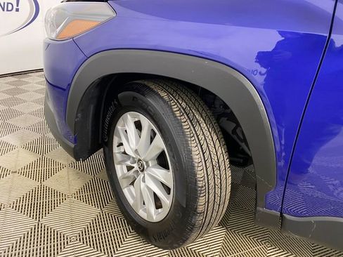 Used 2024 Toyota Corolla Cross LE image 24