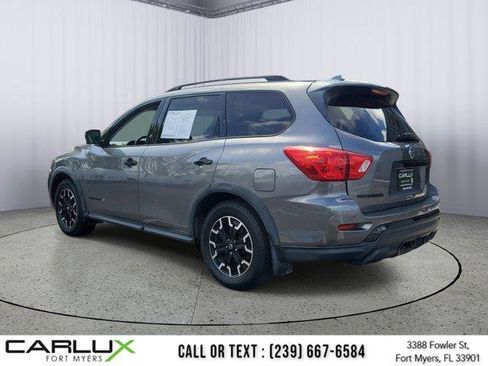 Used 2020 Nissan Pathfinder SL AWD/4WD image 4
