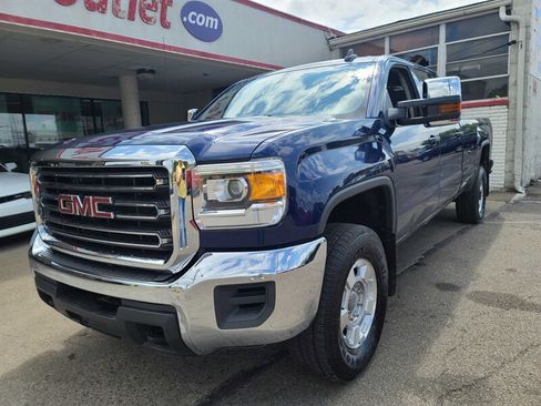 Used 2015 GMC Sierra 2500 SLE image 2
