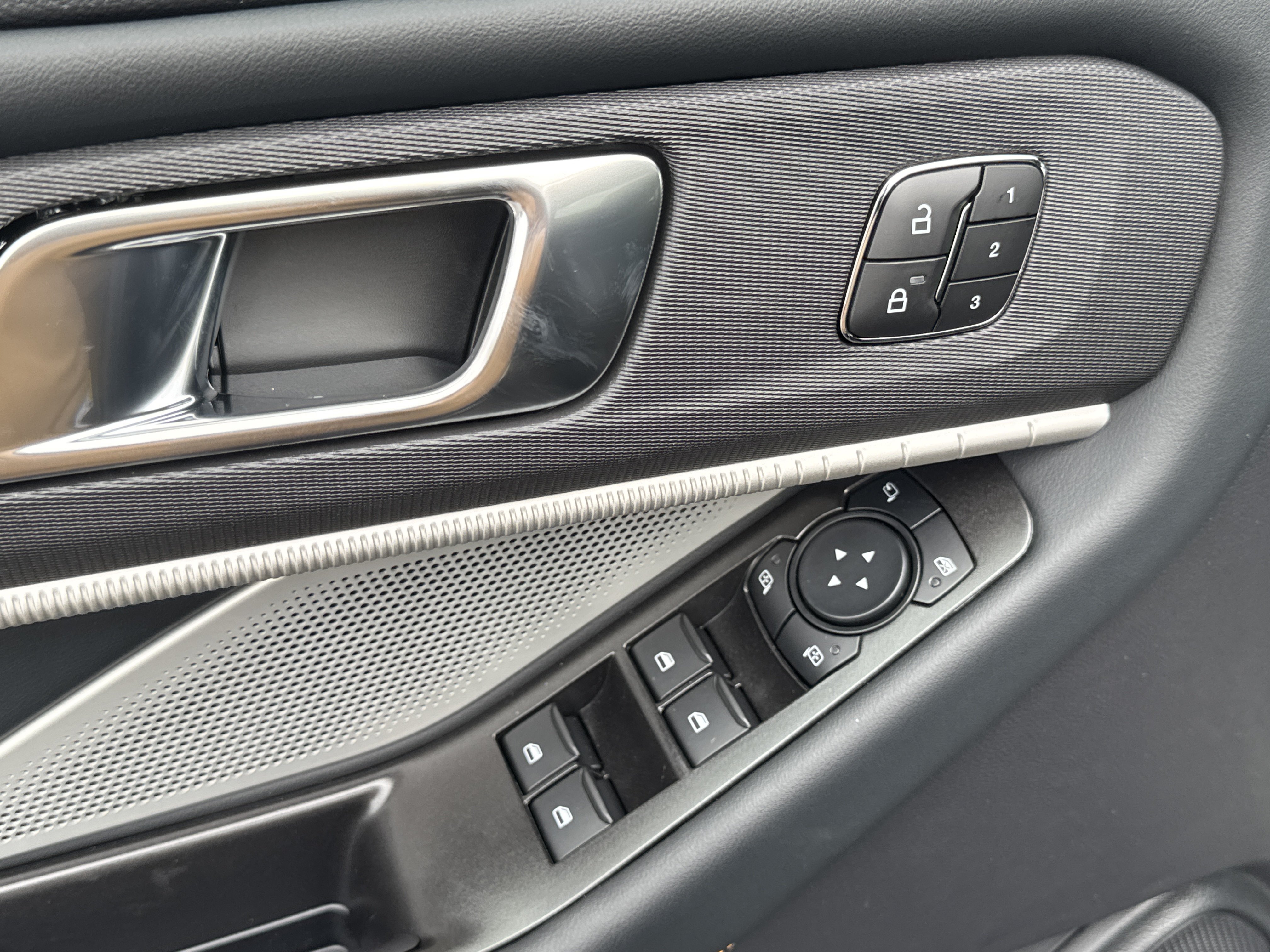 New 2027 Ford Explorer Tremor AWD/4WD image 17