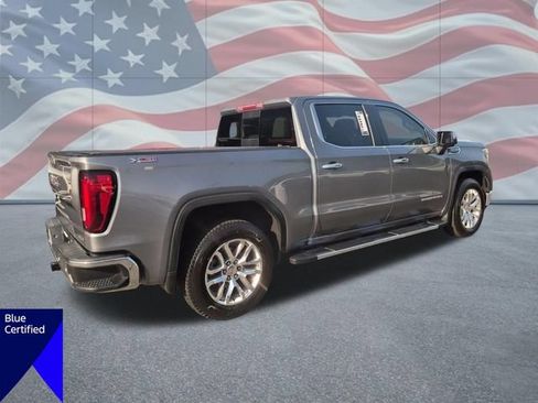 Used 2021 GMC Sierra 1500 SLT w/ SLT Premium Plus Package AWD/4WD image 3