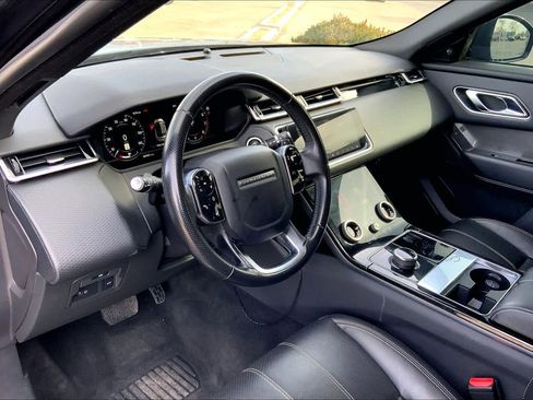 Used 2019 Land Rover Range Rover Velar S image 16