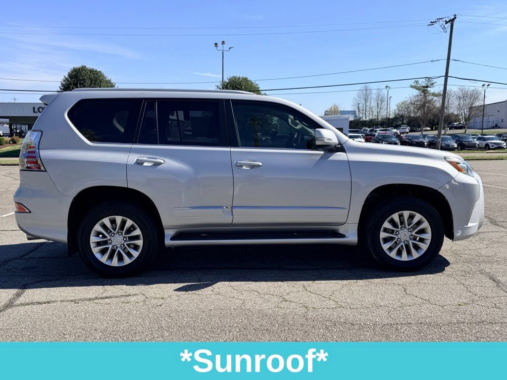 Used 2018 Lexus GX 460 Premium w/ Premium Package AWD/4WD image 11