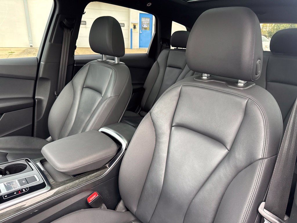Used 2021 Audi Q7 3.0T Premium w/ Convenience Package AWD/4WD image 13