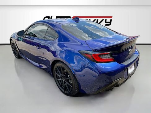 Used 2025 Toyota GR86 Premium w/ ALL Weather Mat Package (TMS) image 5