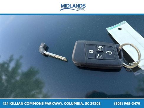 Used 2019 Volkswagen Tiguan SEL FWD image 41