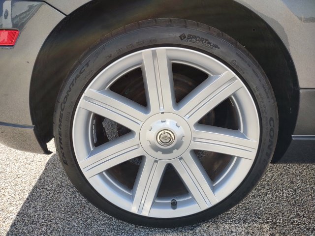 Used 2005 Chrysler Crossfire Limited RWD image 23