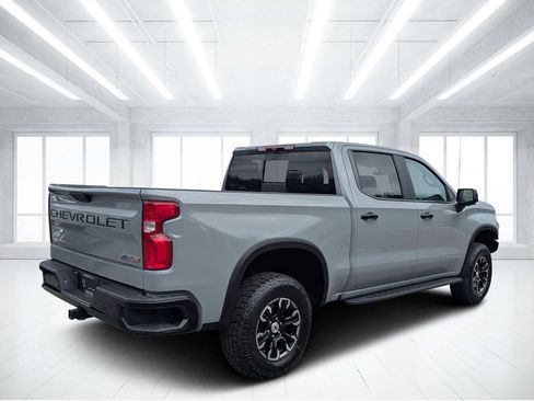 Used 2024 Chevrolet Silverado 1500 ZR2 AWD/4WD image 3