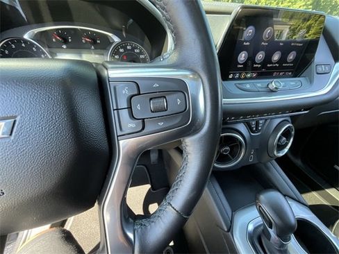 Used 2022 Chevrolet Blazer LT w/ Sound & Technology Package image 13