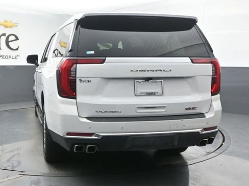 Used 2025 GMC Yukon XL Denali AWD/4WD image 34