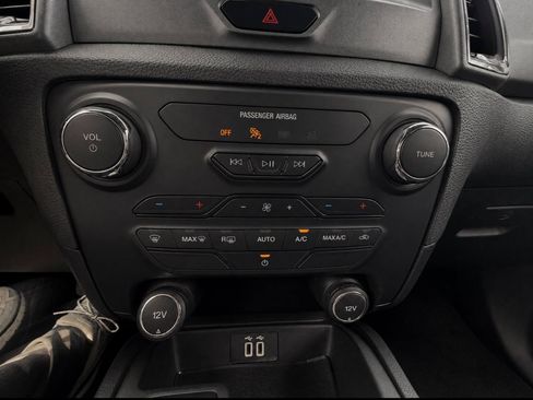 Used 2019 Ford Ranger XLT w/ Equipment Group 301A Mid RWD image 21