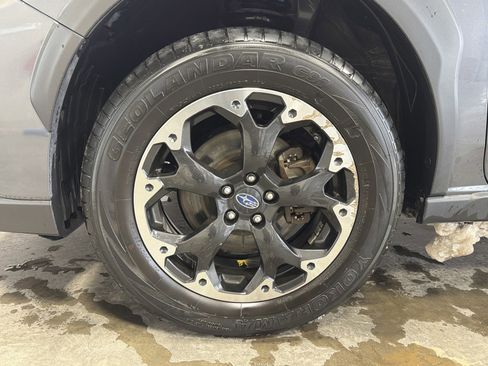 Certified 2022 Subaru Crosstrek 2.0i Premium w/ Moonroof Package image 15