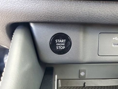 New 2026 Nissan Rogue Platinum w/ Platinum Premium Package AWD/4WD image 19