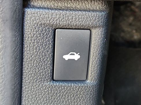 Used 2024 Honda Accord LX image 27