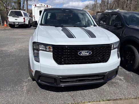 New 2026 Ford Maverick XLT w/ XLT Luxury Package image 5