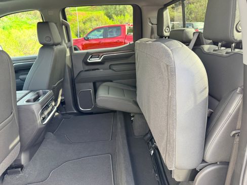 New 2026 GMC Sierra 1500 SLT w/ SLT Premium Package image 11