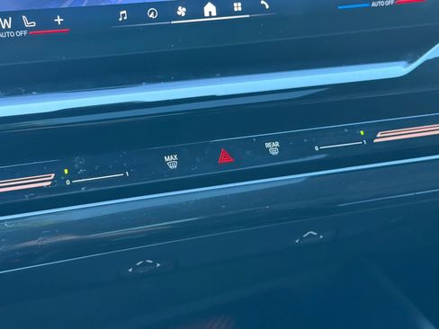 Used 2024 BMW 530i image 27