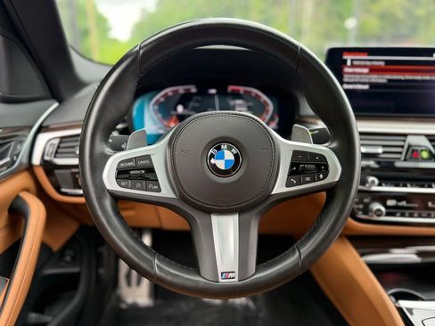 Used 2022 BMW 530i w/ M Sport Package RWD image 44