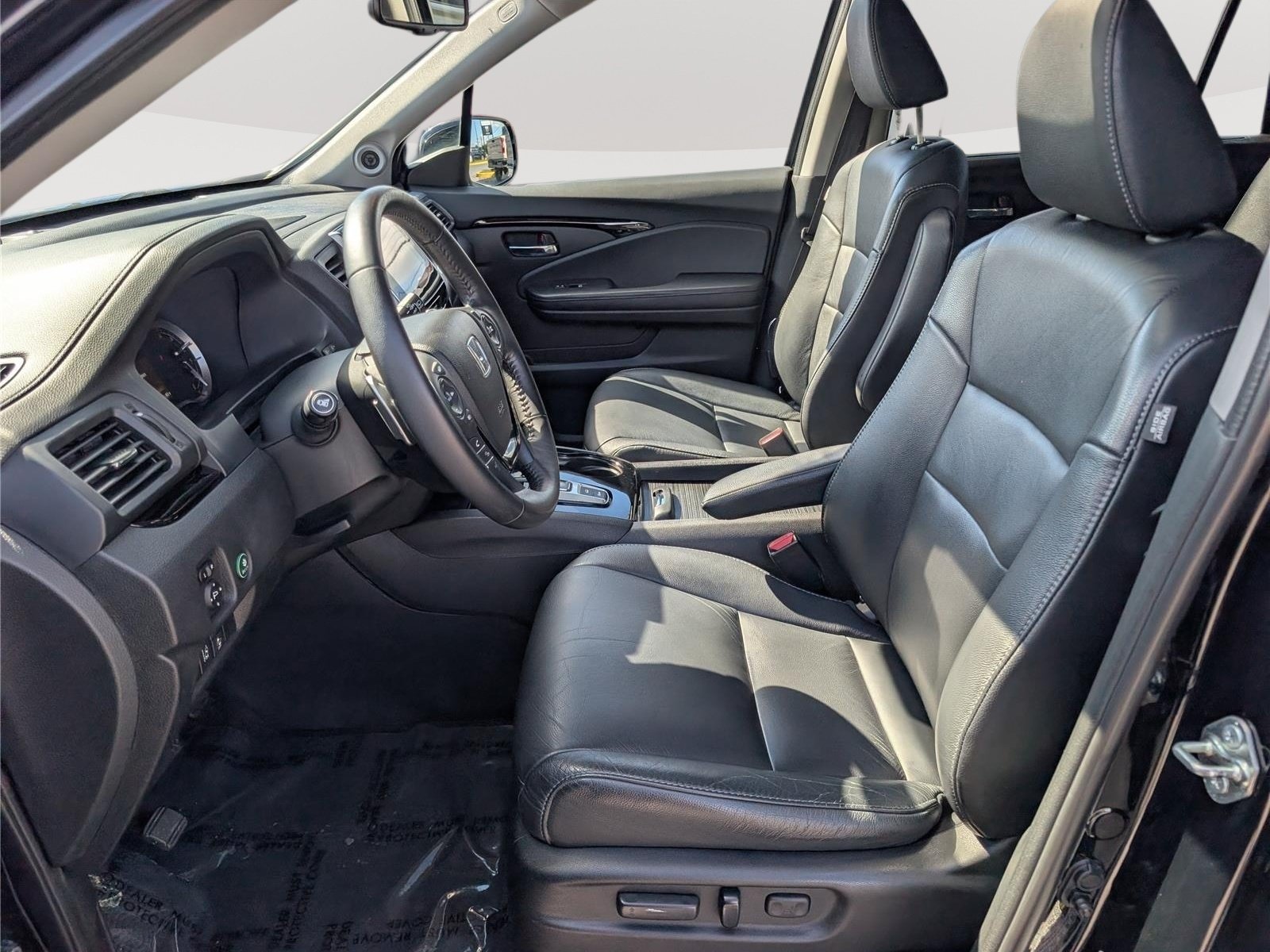 Used 2017 Honda Pilot Touring image 21