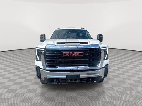 New 2026 GMC Sierra 2500 Pro w/ Convenience Package AWD/4WD image 3
