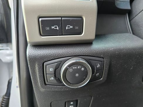 Used 2018 Ford F250 Lariat image 27