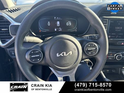 Used 2023 Kia Soul LX w/ LX Technology Package image 9