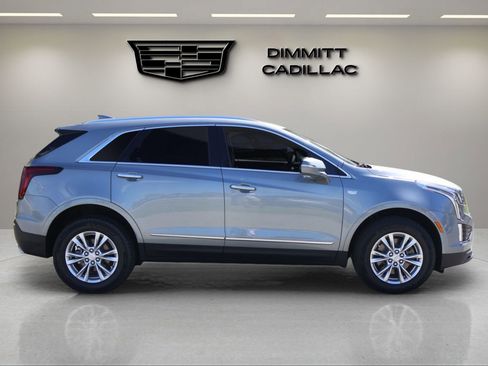 New 2026 Cadillac XT5 Luxury image 6