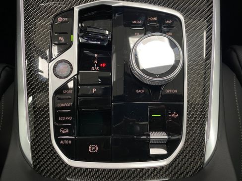 New 2026 BMW X5 M60i image 30