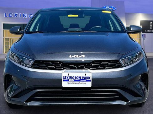 Used 2024 Kia Forte LX FWD image 2