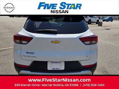 Used 2022 Chevrolet TrailBlazer LT FWD image 10