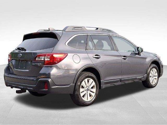 Used 2018 Subaru Outback 2.5i Premium AWD/4WD image 6