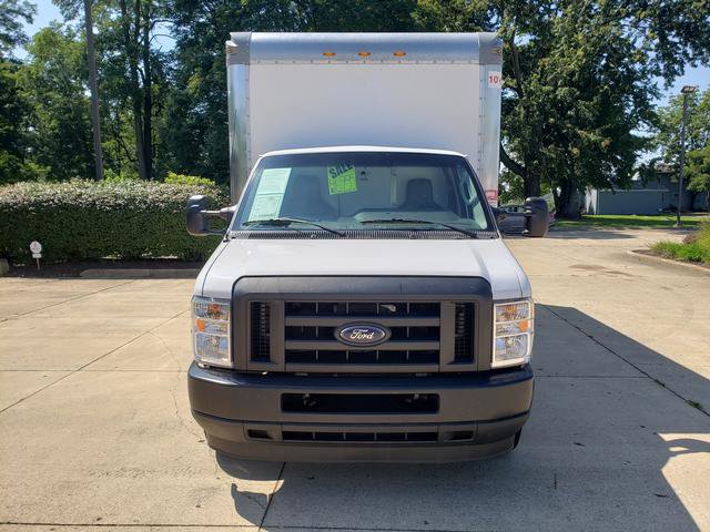 Used 2021 Ford E-350 and Econoline 350 Super Duty w/ Power Windows & Locks Group RWD image 3
