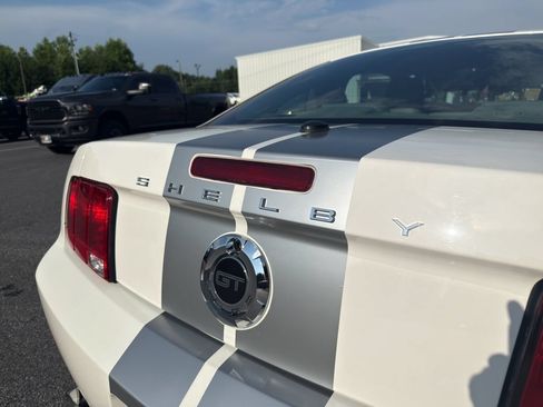 Used 2007 Ford Mustang GT RWD image 9