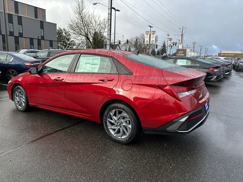 New 2026 Hyundai Elantra Blue image 4