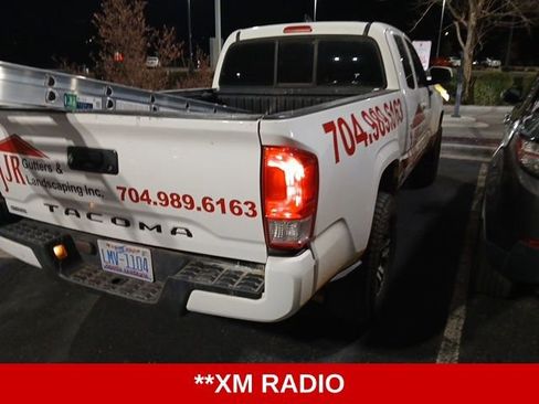 Used 2016 Toyota Tacoma SR image 5