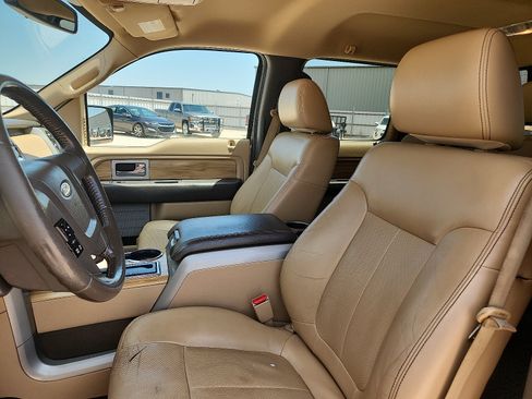 Used 2011 Ford F150 Lariat w/ Lariat Plus Pkg AWD/4WD image 12