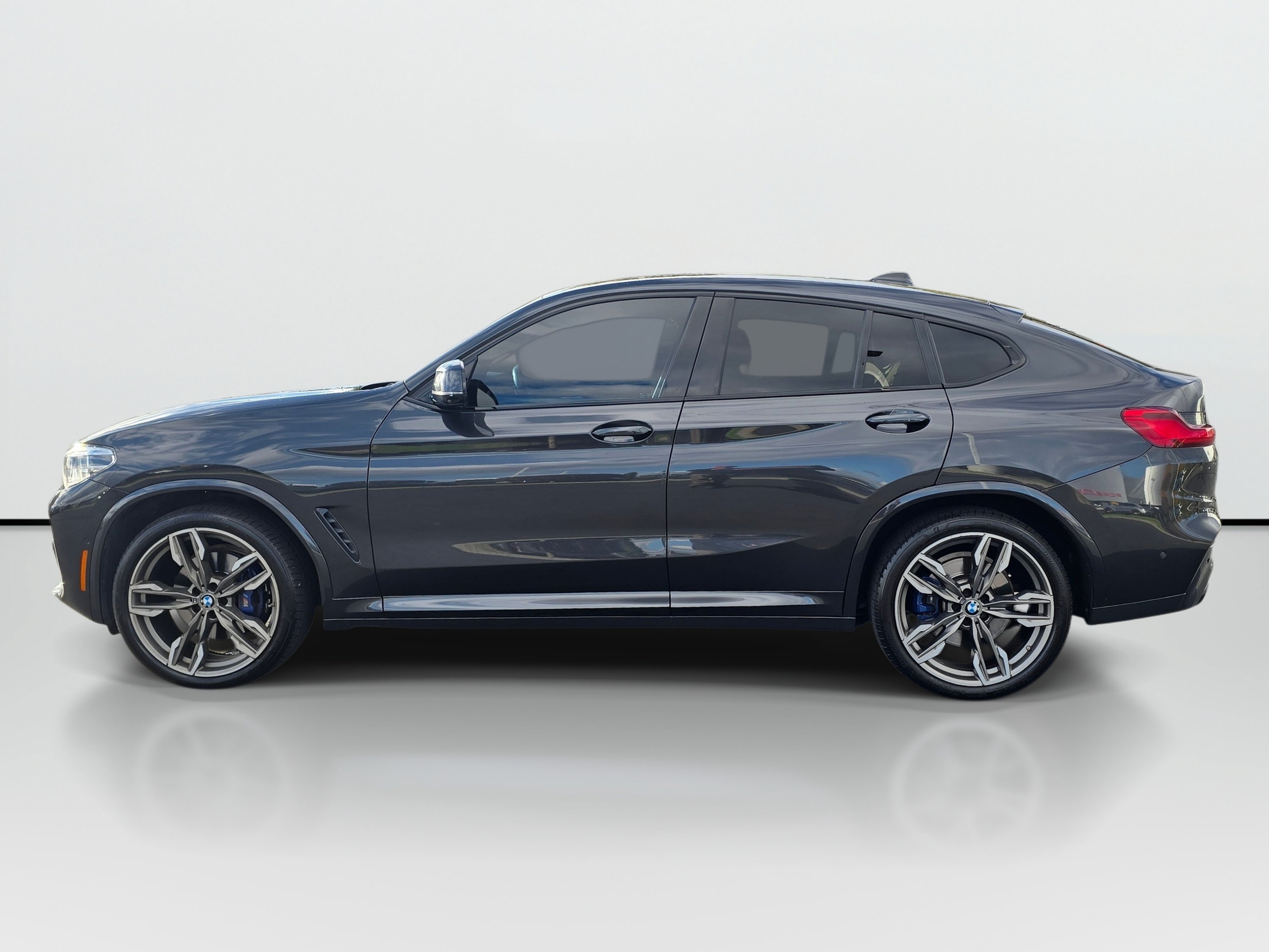 Used 2021 BMW X4 M40i w/ Executive Package AWD/4WD image 2