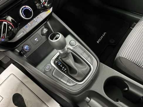 Used 2023 Hyundai Kona SE AWD/4WD image 17