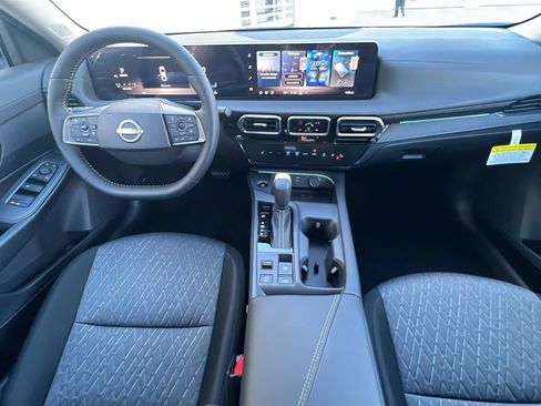 New 2026 Nissan Sentra SV w/ SV Convenience Package FWD image 11