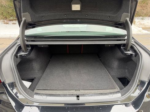 Used 2024 BMW 530i xDrive w/ Premium Package image 17