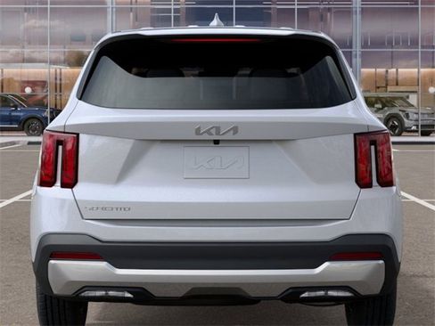 New 2026 Kia Sorento LX image 14