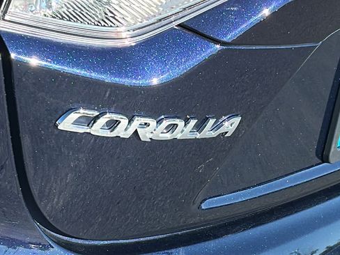 Used 2025 Toyota Corolla LE FWD image 28