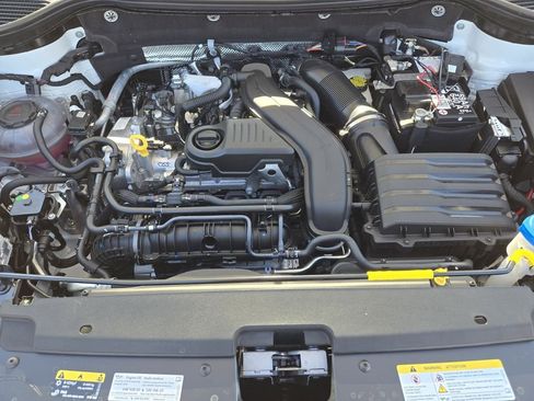 New 2026 Volkswagen Taos S FWD image 21