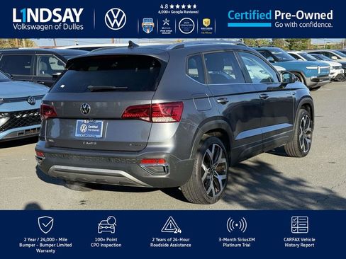 Certified 2022 Volkswagen Taos SEL w/ Panoramic Sunroof Package image 7