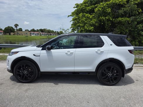 Used 2026 Land Rover Discovery Sport Landmark AWD/4WD image 7