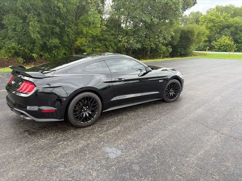 Used 2018 Ford Mustang GT w/ GT Performance Package RWD image 9