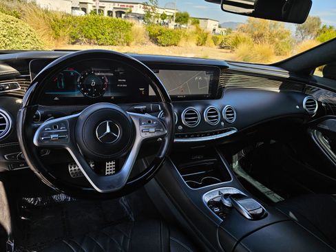 Used 2020 Mercedes-Benz S 560 4MATIC Coupe image 31